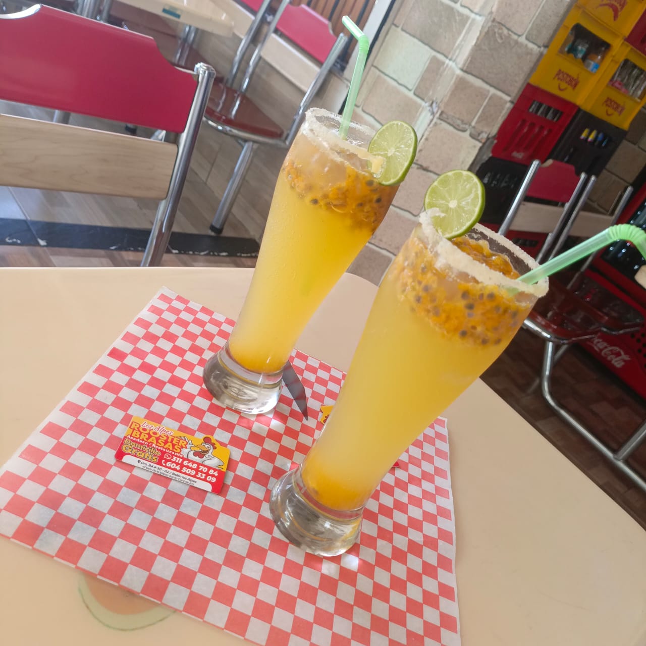 jugos en agua